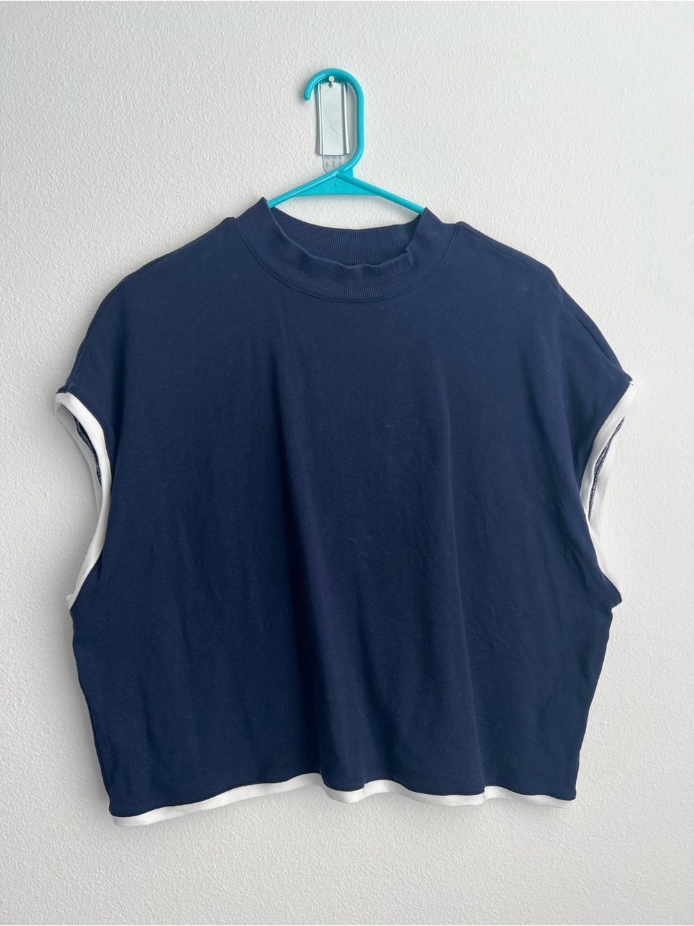 MAEVE MOCK-NECK SHELL TEE NAVY WHITE XL